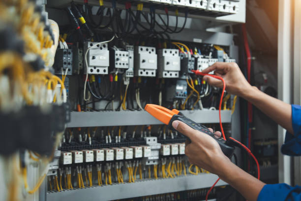 Electrical Outlet Repair in IL